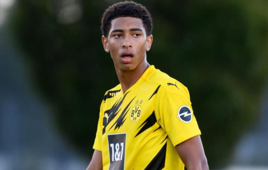 攻陷伯纳乌，塞尔塔时隔19年再度在西甲客场击败皇马（时隔19年，塞尔塔再度客场击败皇马，伯纳乌失守）