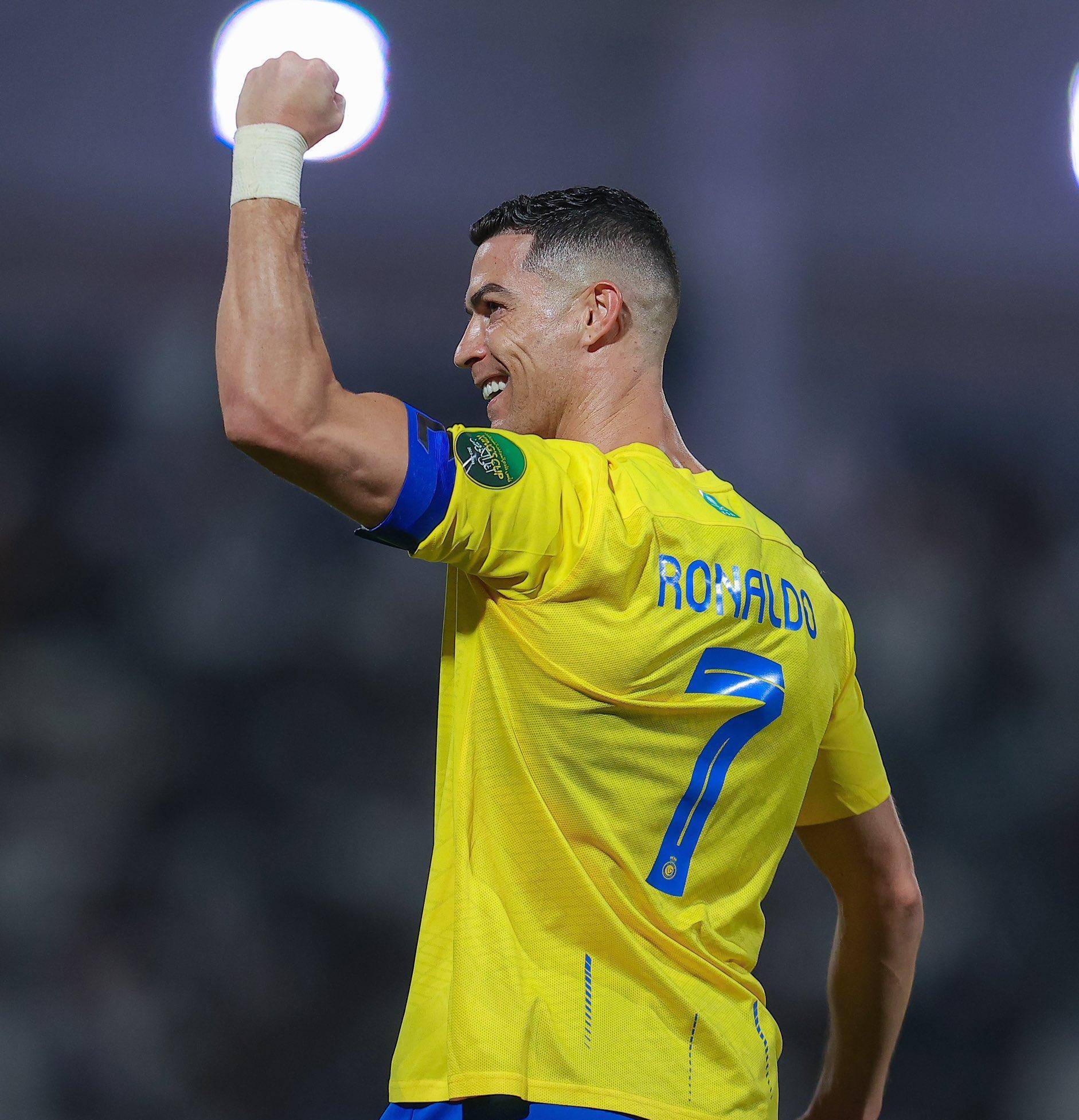 哈兰德解释进球后不庆祝原因，灵感来自阿喀琉斯电影和社媒梗图（哈兰德谈进球后不庆祝：灵感源自阿喀琉斯电影与社交媒体梗图）