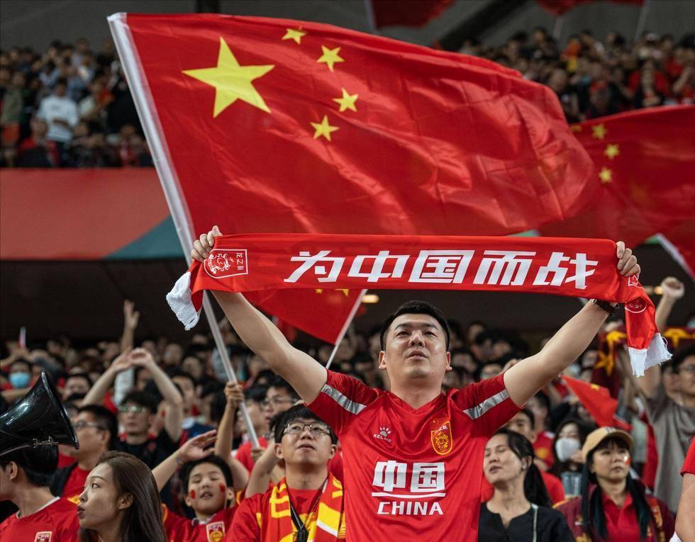 曼晚：曼联处理拉什福德的操作比曼城处理格拉利什更明智（曼晚：与曼城处理格拉利什相比，曼联在处置拉什福德上更为明智）