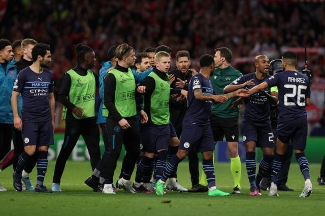 他用一条“机械腿”，撑起残特奥会的奔跑梦想（他凭一条“机械腿”，奔向残特奥会的梦想）