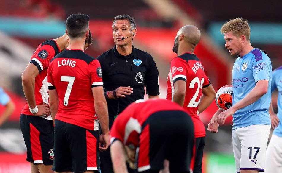 足球联赛积分榜最新动态（足球联赛积分榜即时更新）