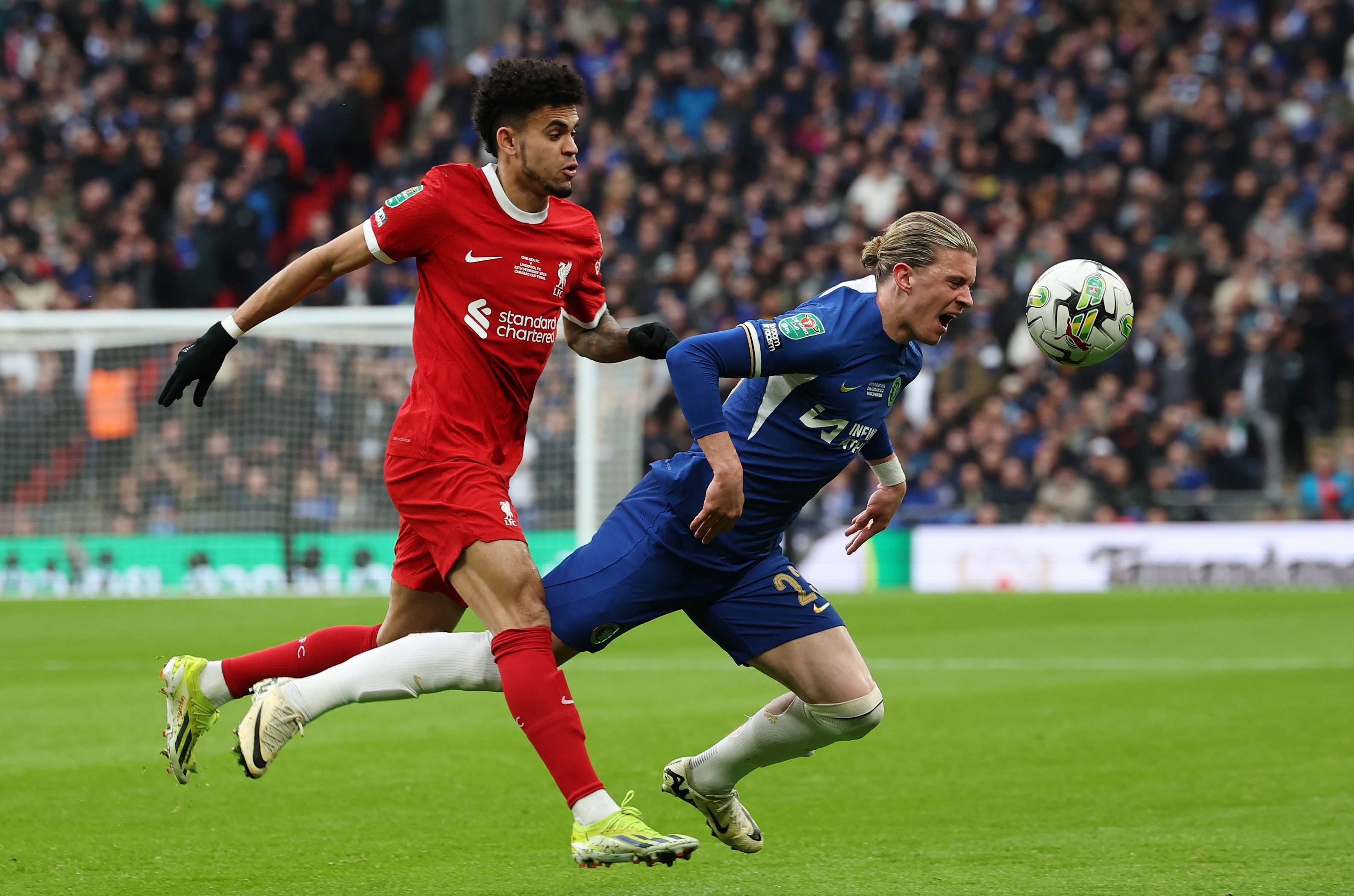 布冯：迈尼昂展现决定性作用，想夺冠的球队必须要有这种门将（布冯盛赞迈尼昂：争冠球队离不开这种决定性门将）