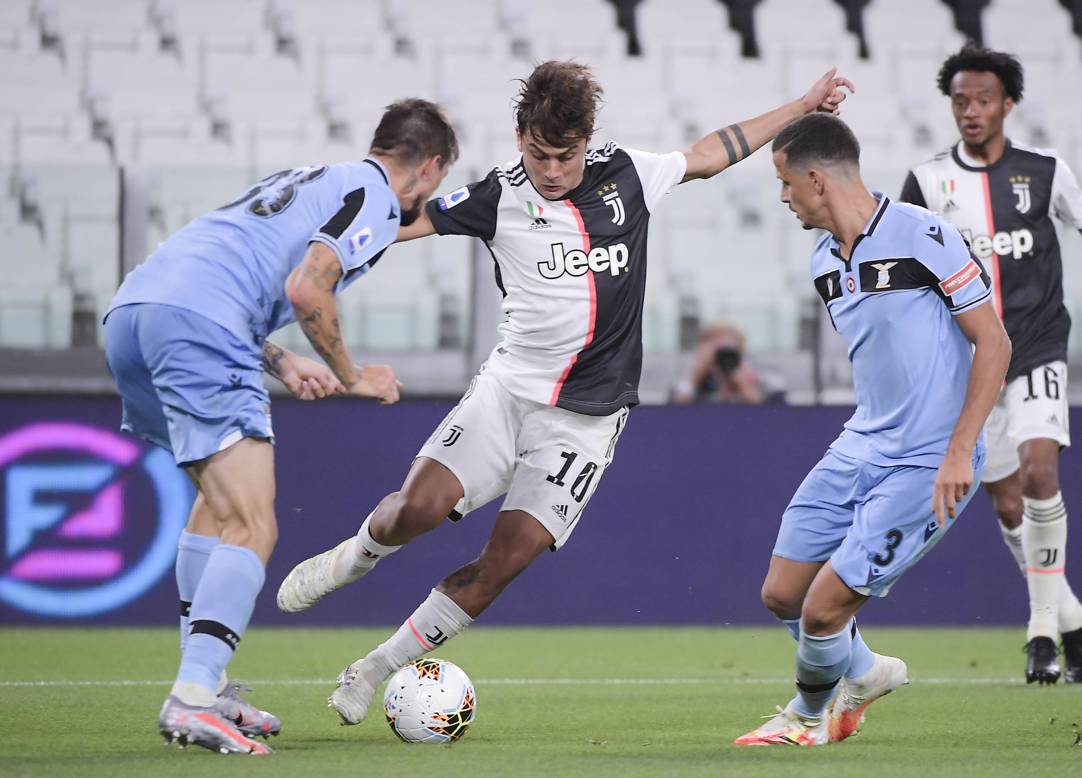 世界杯爆大冷！世界冠军0-2惨败，伊藤美诚剃光头，日本约战国乒（世界杯大冷门！世界冠军0-2告负，伊藤美诚剃发，日本将对阵国乒）