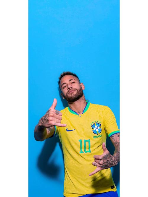 莱切2-1都灵，班达、拉萨纳-库利巴利建功（莱切2比1击败都灵，班达与拉萨纳-库利巴利相继进球）