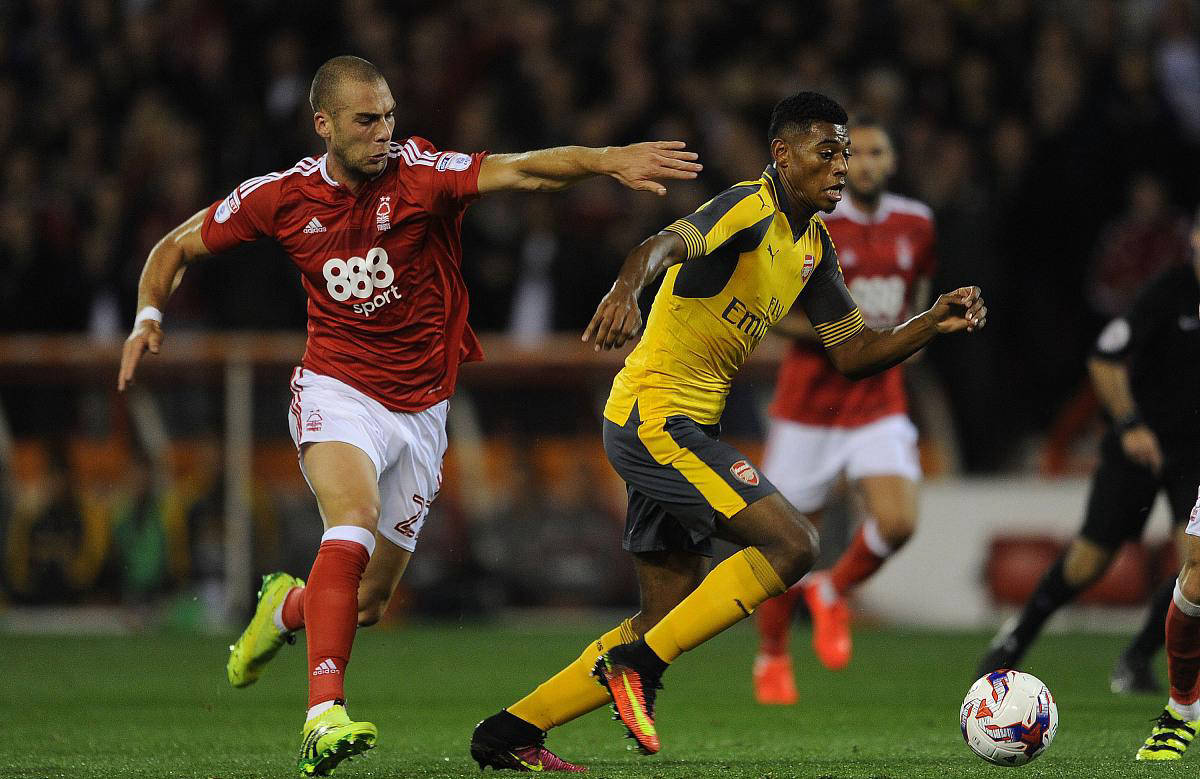 蒯纪闻：韩国队没给我们造成啥困难，中乌战做好防守再争胜（蒯纪闻：韩国队并未给我们制造太大麻烦，对阵乌兹别克先稳防再求胜）